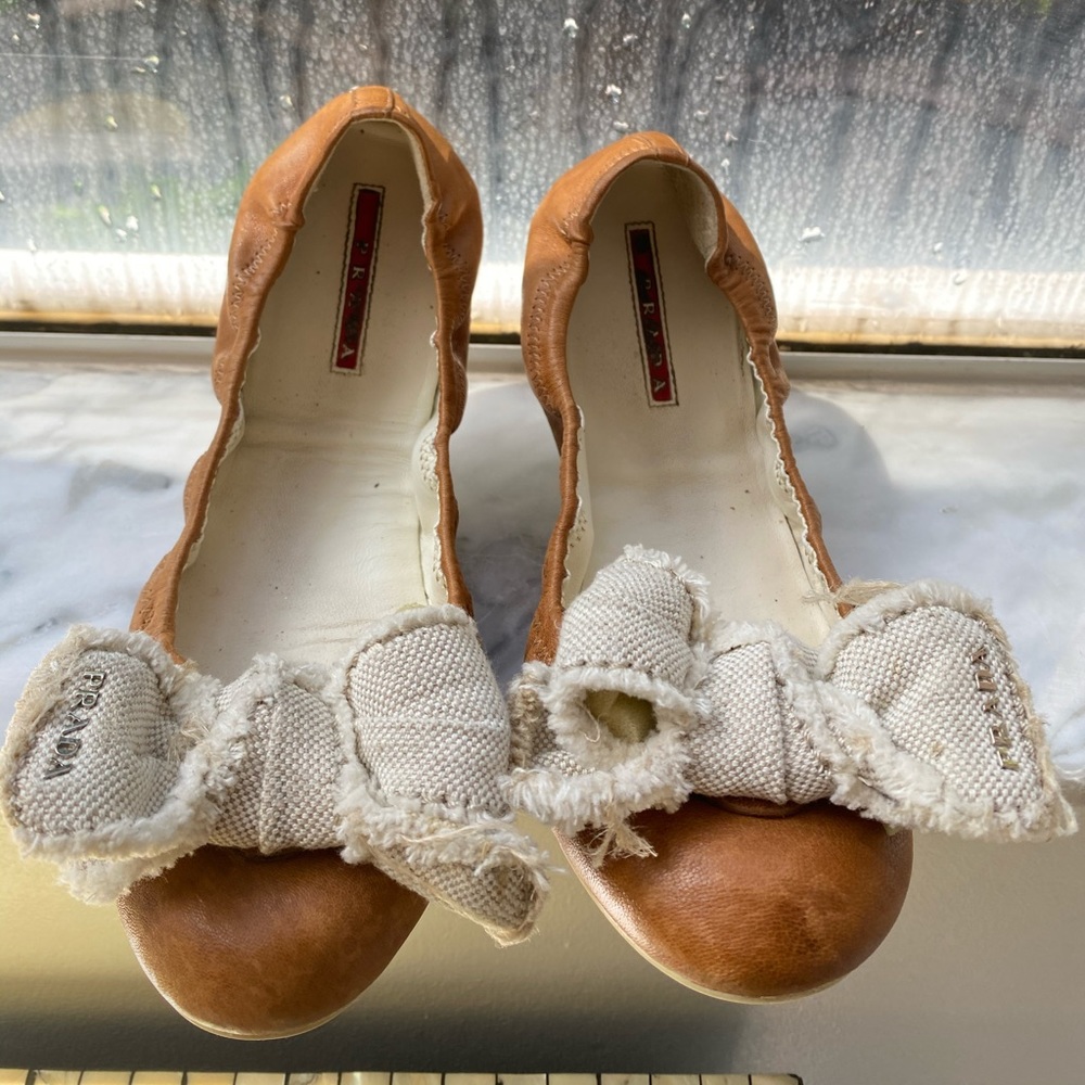 Prada pre loved bow loafers